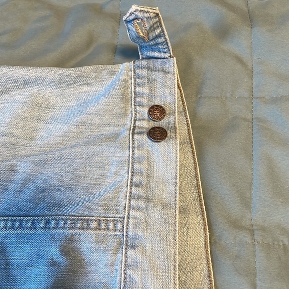 Edgy Studded Denim Vest LG Rock & Republic Blue Grunge Punk Alt Costume Street - Picture 16 of 16